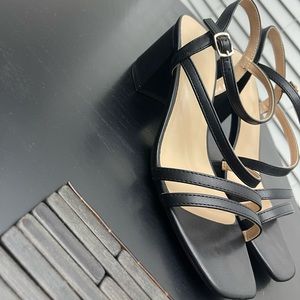 Black heels NEW